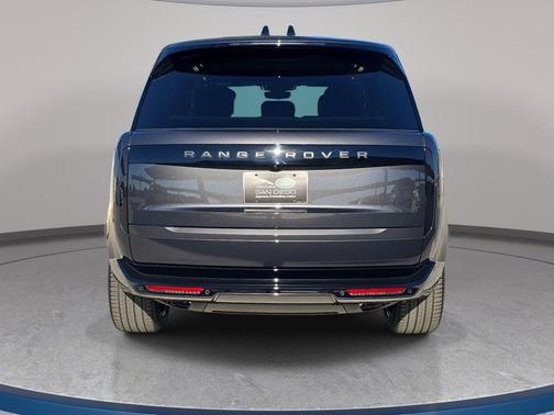 2026 Land Rover Range Rover SE