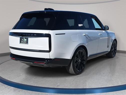 2025 Land Rover Range Rover SE