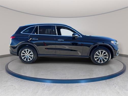 2024 Mercedes-Benz GLC 300 4MATIC