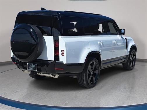 2025 Land Rover Defender X-Dynamic SE