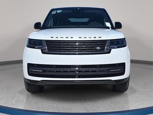2026 Land Rover Range Rover SE