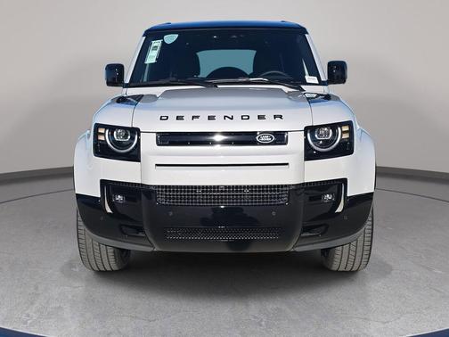 2026 Land Rover Defender X-Dynamic SE