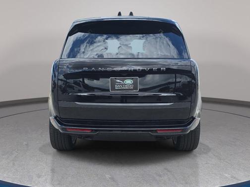 Santorini Black 2026 Land Rover Range Rover SE