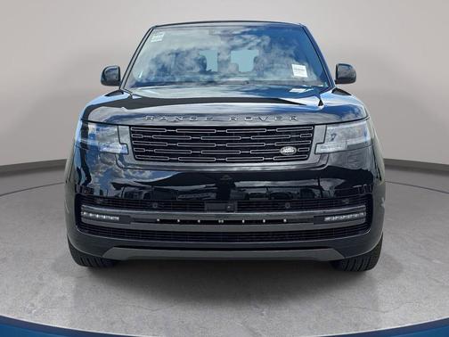 Santorini Black 2026 Land Rover Range Rover SE
