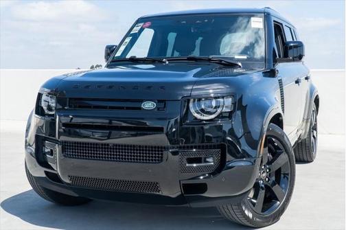 2025 Land Rover Defender X-Dynamic SE