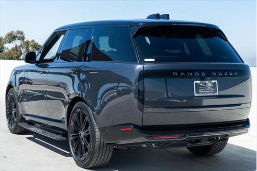 2025 Land Rover Range Rover Autobiography