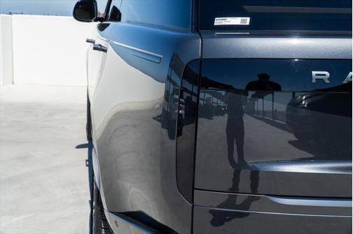 2025 Land Rover Range Rover Autobiography