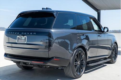 2025 Land Rover Range Rover Autobiography