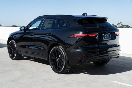 Santorini Black 2025 Jaguar F-PACE P250 R-Dynamic S