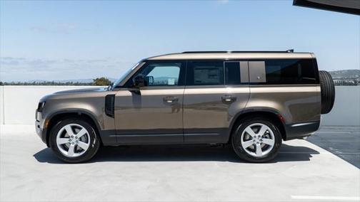 2024 Land Rover Defender S