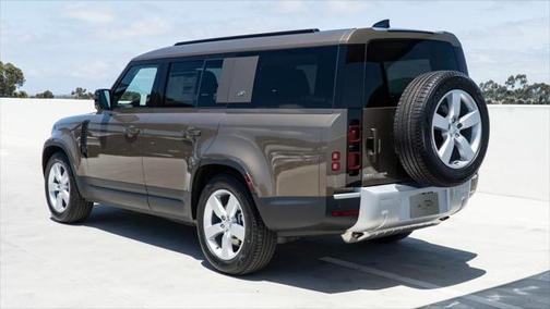 2024 Land Rover Defender S