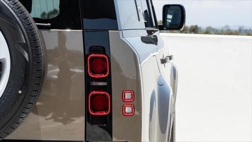 2024 Land Rover Defender S