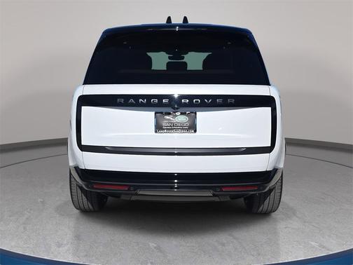 2025 Land Rover Range Rover SE