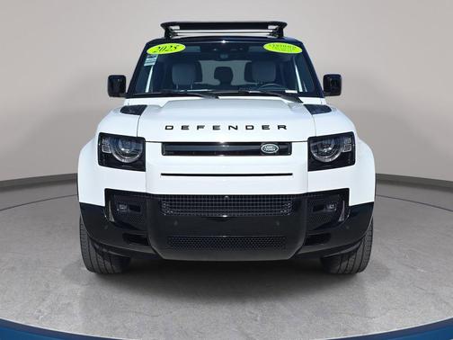 Fuji White 2025 Land Rover Defender X-Dynamic SE