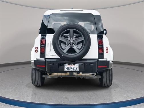 2024 Land Rover Defender X-Dynamic SE