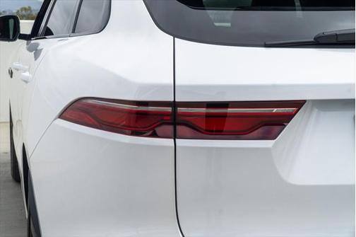 2024 Jaguar F-PACE P250