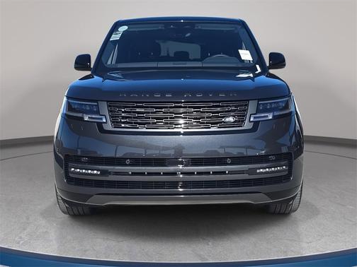 2026 Land Rover Range Rover SE
