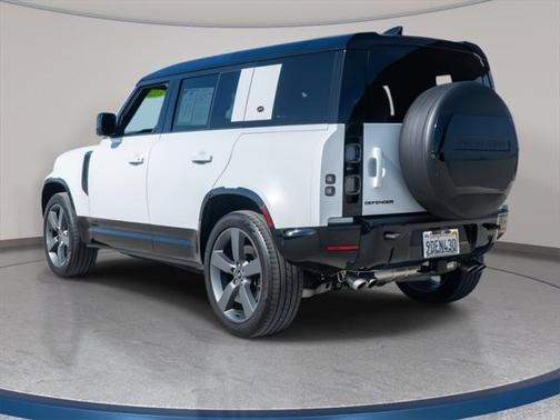 2023 Land Rover Defender 110 V8