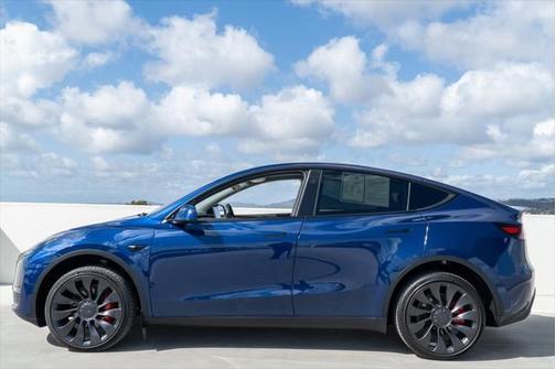 2023 Tesla Model Y Performance