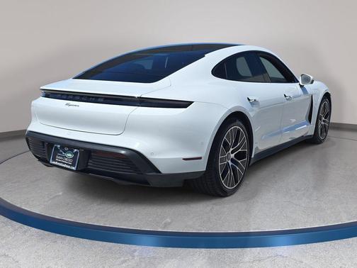 Carrara White Metallic 2021 Porsche Taycan Base