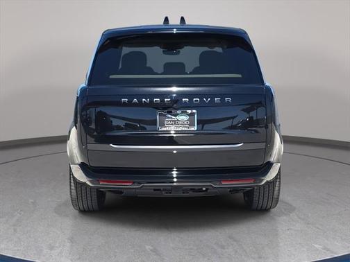2025 Land Rover Range Rover SE