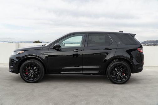 2025 Land Rover Discovery Sport SE