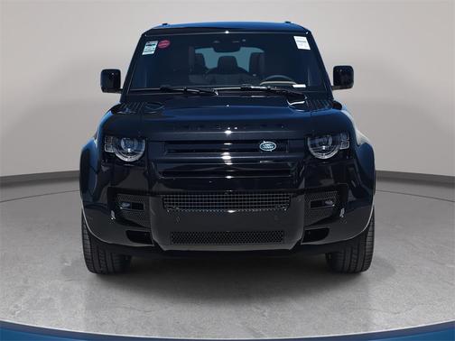 2025 Land Rover Defender X-Dynamic SE