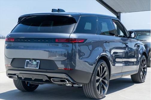 2025 Land Rover Range Rover Sport SE