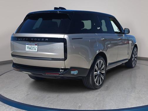 2025 Land Rover Range Rover Autobiography