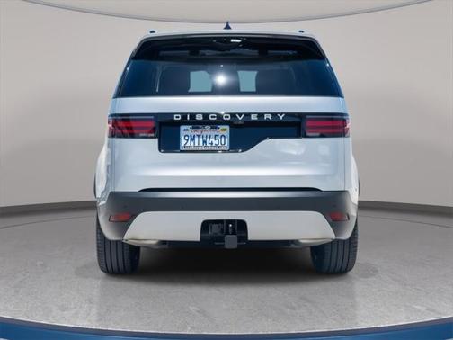 2024 Land Rover Discovery S