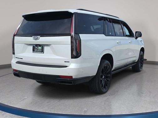 Crystal White Tricoat 2024 Cadillac Escalade ESV Sport Platinum