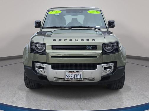Pangea Green Metallic 2023 Land Rover Defender SE