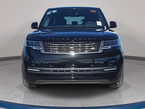 2026 Land Rover Range Rover SE