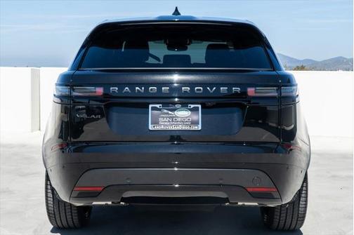 2026 Land Rover Range Rover Velar Dynamic SE