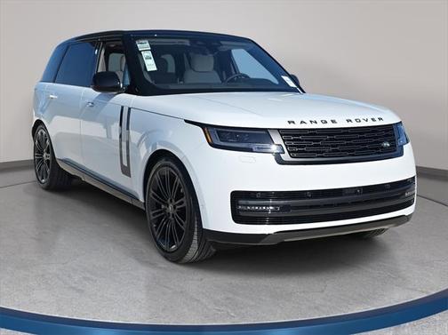 2025 Land Rover Range Rover SE