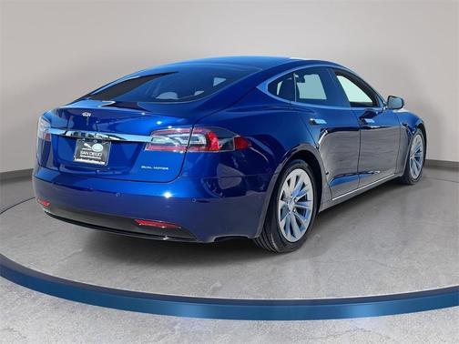 2020 Tesla Model S Long Range