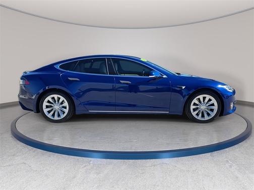 2020 Tesla Model S Long Range