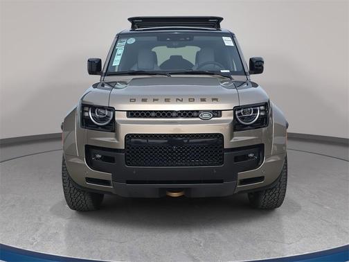 2026 Land Rover Defender 110 V8