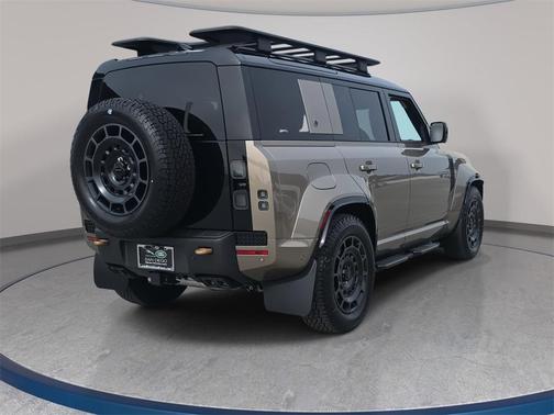 2026 Land Rover Defender 110 V8