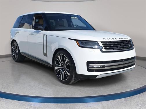 2025 Land Rover Range Rover SE