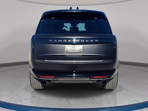 2026 Land Rover Range Rover SE