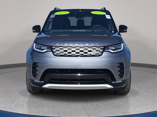 2025 Land Rover Discovery Metropolitan Edition