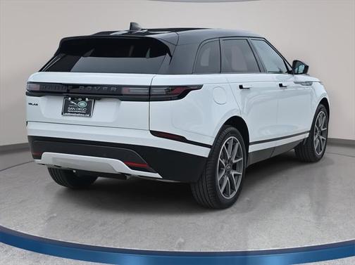 2026 Land Rover Range Rover Velar Dynamic SE