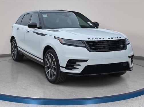 2026 Land Rover Range Rover Velar Dynamic SE