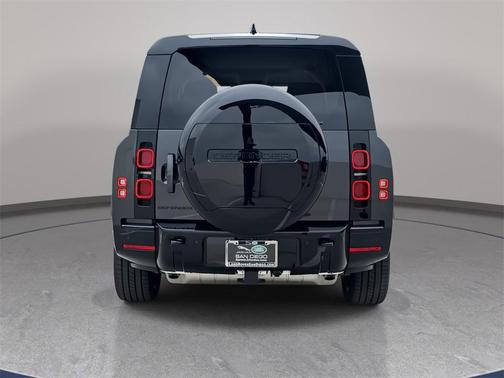 2025 Land Rover Defender X-Dynamic SE