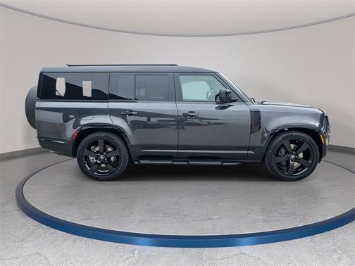 2025 Land Rover Defender X-Dynamic SE