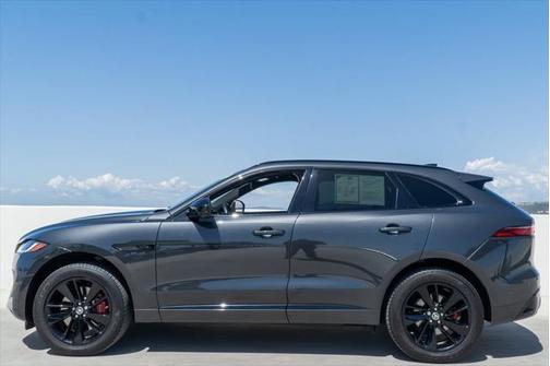2024 Jaguar F-PACE P400 R-Dynamic S