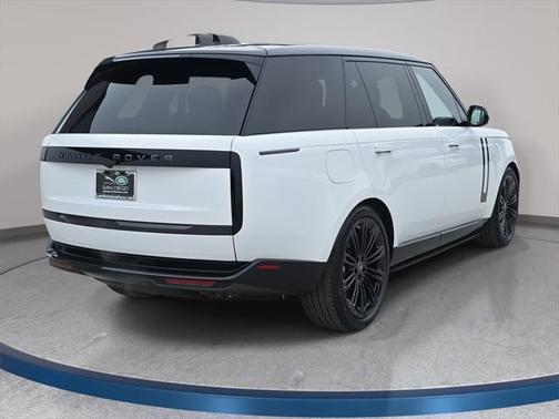 2025 Land Rover Range Rover SE