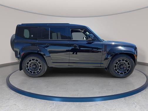 Narvik Black 2026 Land Rover Defender 110 V8