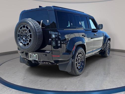 Narvik Black 2026 Land Rover Defender 110 V8